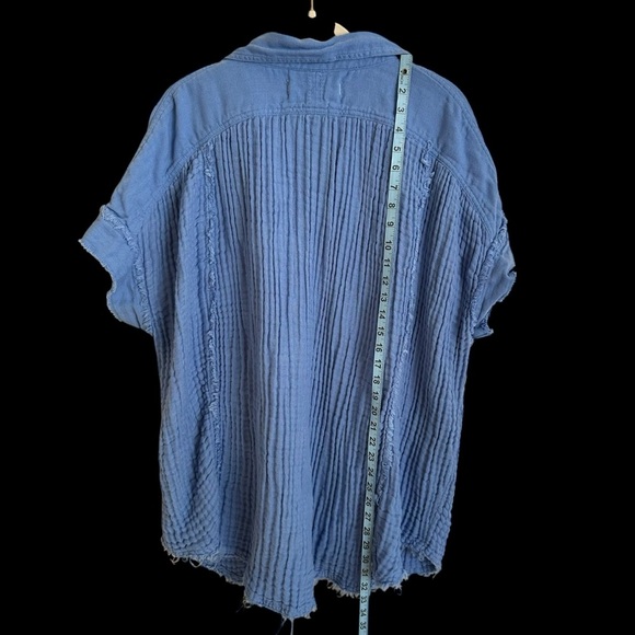 We The Free size XL Heat Waves Gauzy Button Up Shirt Purple Short Sleeves - Picture 2 of 5